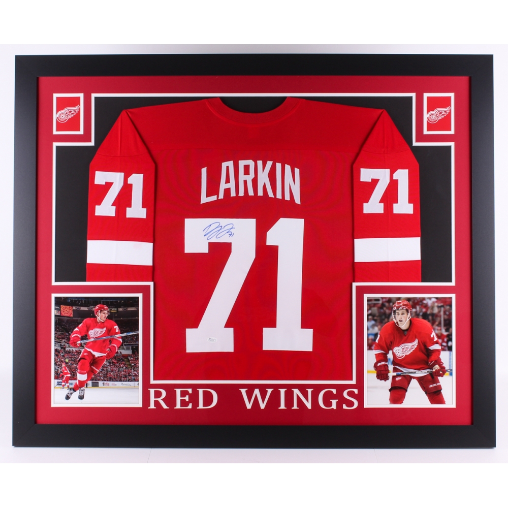 framed red wings jersey