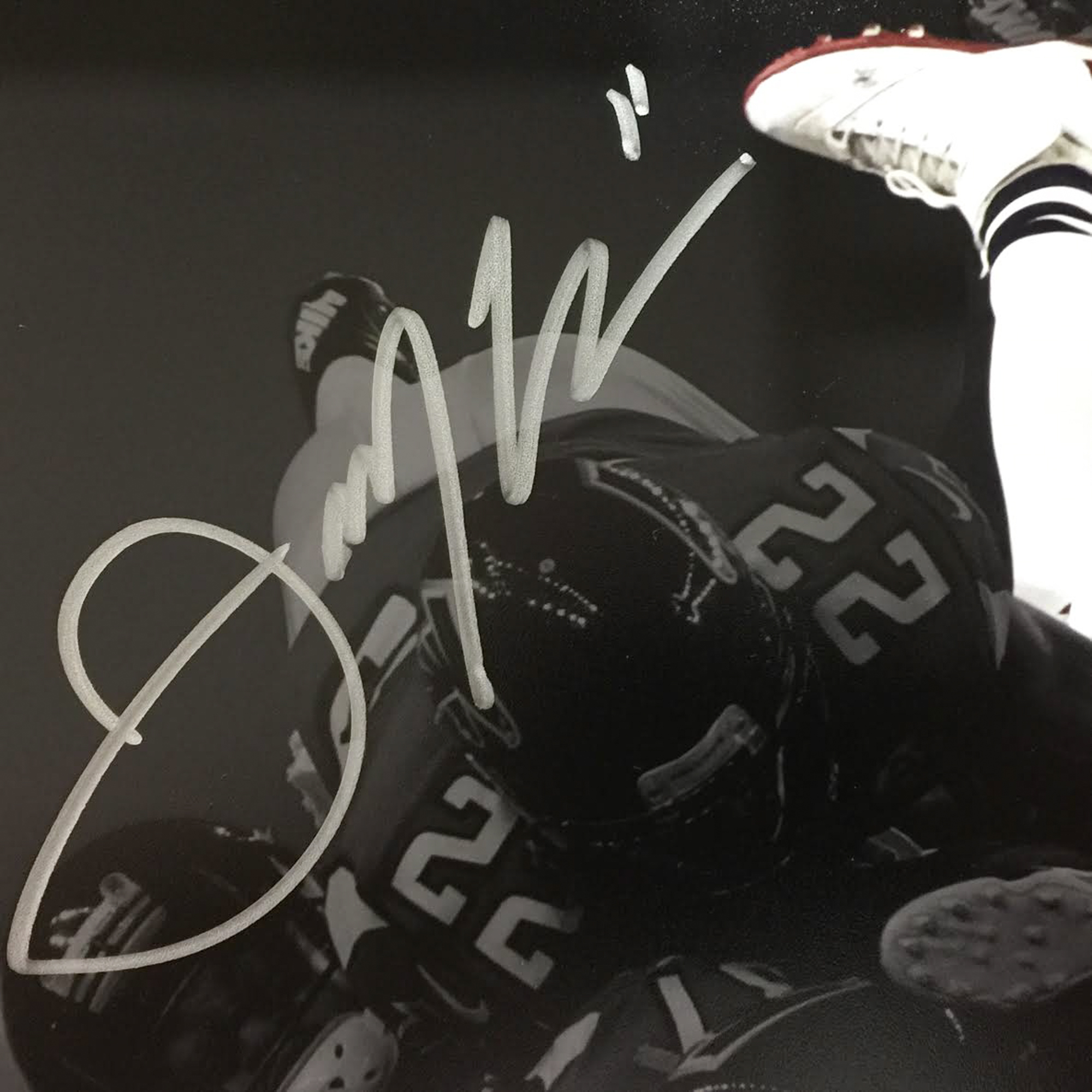 Julian Edelman Signed Patriots Super Bowl LI "The Catch" 8x10 Photo (JSA COA) at PristineAuction.com Julian Edelman Signed Patriots Super Bowl LI "The Catch" 8x10 Photo (JSA COA) at PristineAuction.com