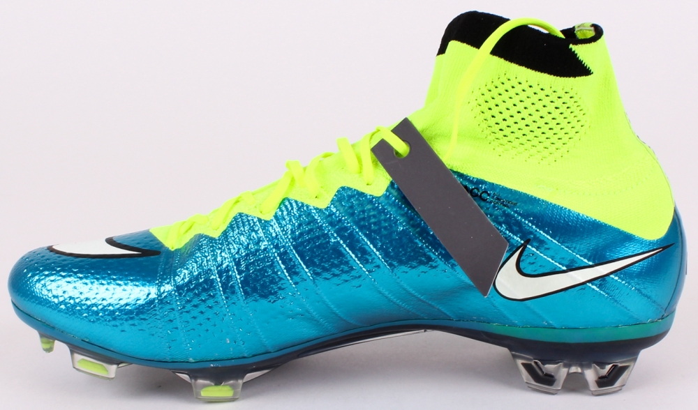 alex morgan soccer shoes