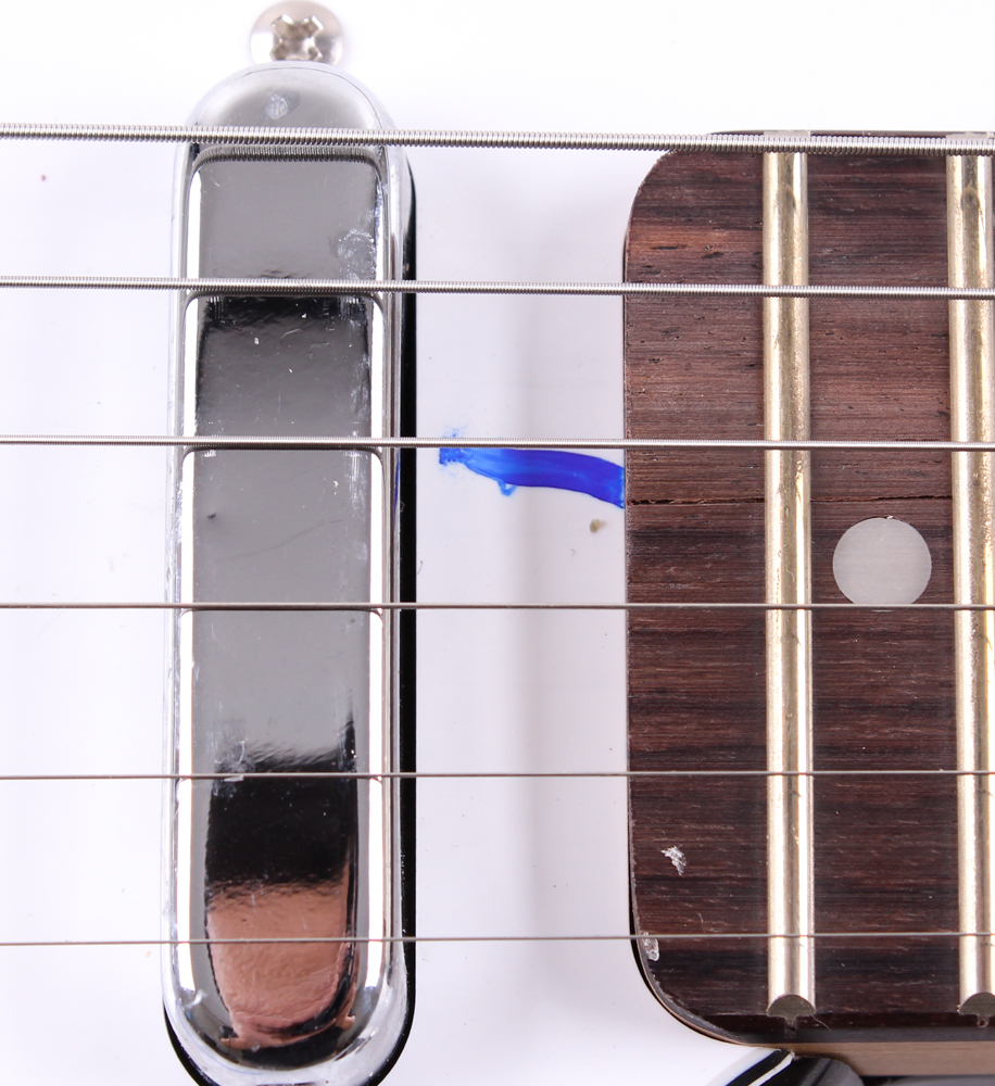 Willie Nelson Signed Full-Size Crescent Electric Guitar (PSA COA) at PristineAuction.com Willie Nelson Signed Full-Size Crescent Electric Guitar (PSA COA) at PristineAuction.com