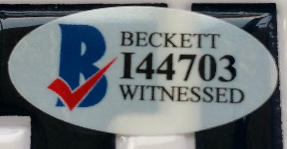Floyd Mayweather Jr. Signed Title Boxing Glove (Beckett COA) at PristineAuction.com Floyd Mayweather Jr. Signed Title Boxing Glove (Beckett COA) at PristineAuction.com