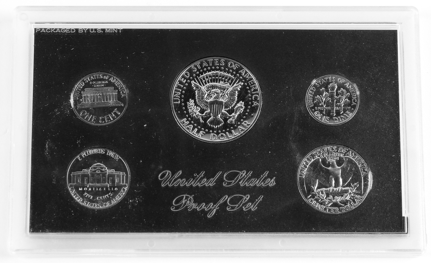 1972 United States Proof Set with (5) Coins with American Revolution Bicentennial Paul Revere Coin at PristineAuction.com 1972 United States Proof Set with (5) Coins with American Revolution Bicentennial Paul Revere Coin at PristineAuction.com