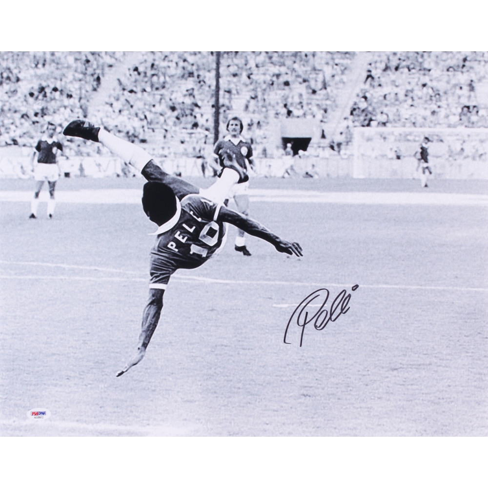 Chaussure Signée Pelé - Avec Certificat PSA COA HOF