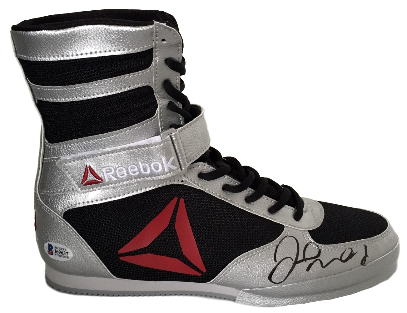 Floyd Mayweather Jr. Signed Reebok Boxing Shoe (Beckett COA) at PristineAuction.com Floyd Mayweather Jr. Signed Reebok Boxing Shoe (Beckett COA) at PristineAuction.com