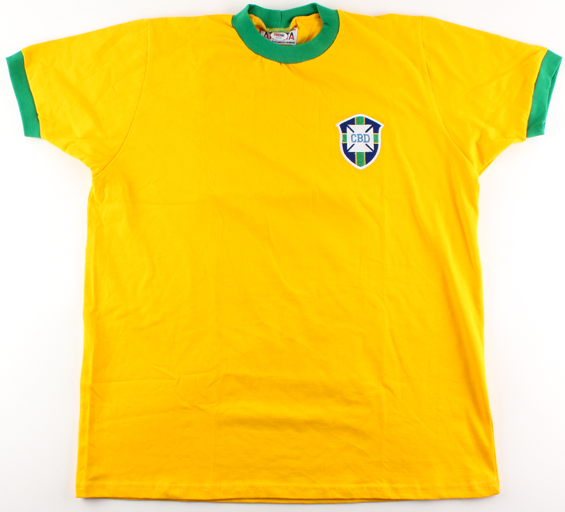 Pele Signed Brazil 1970 World Cup Throwback Jersey (PSA COA) at PristineAuction.com Pele Signed Brazil 1970 World Cup Throwback Jersey (PSA COA) at PristineAuction.com