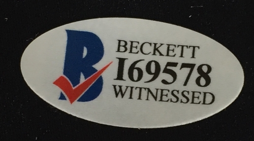 Floyd Mayweather Jr Signed Cleto Reyes Boxing Tunks (Beckett COA) at PristineAuction.com Floyd Mayweather Jr Signed Cleto Reyes Boxing Tunks (Beckett COA) at PristineAuction.com