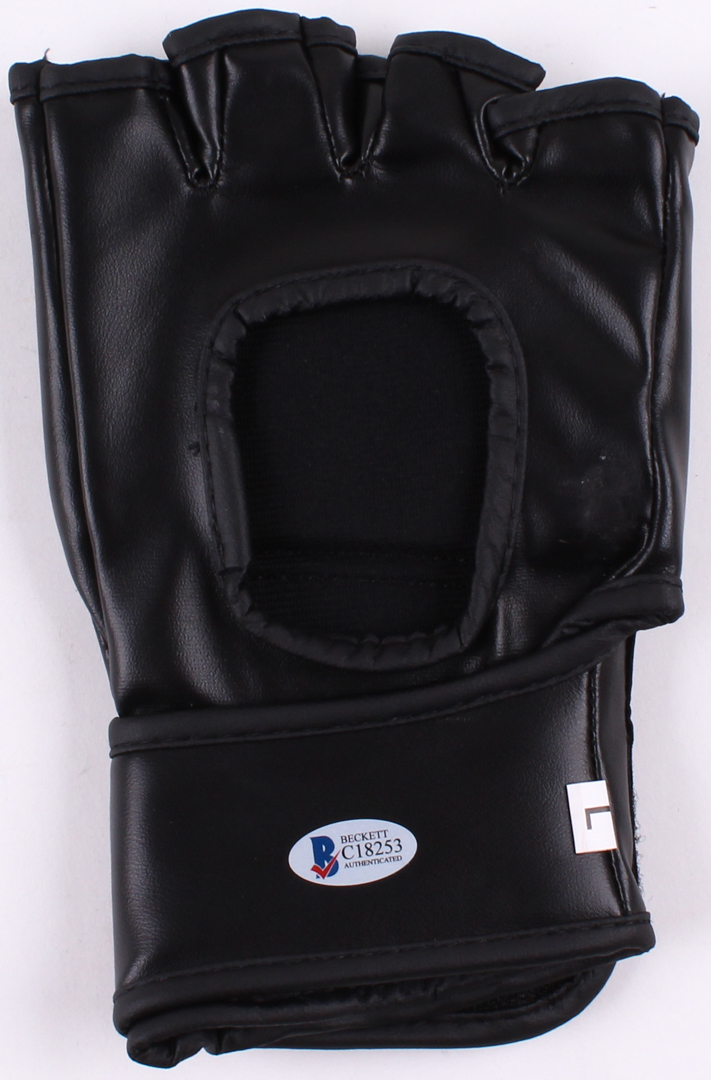 Conor McGregor Signed Authentic UFC Glove (Beckett COA) at PristineAuction.com Conor McGregor Signed Authentic UFC Glove (Beckett COA) at PristineAuction.com