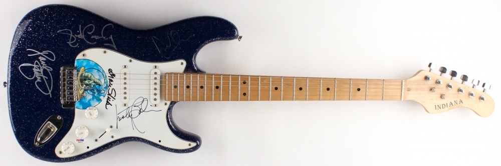 Jefferson Airplane Full Size Electric Guitar Signed by (5) with Marty Balin, Grace Slick, Paul Kantner, Jack Casady, & Jorma Kaukonen (PSA Hologram) at PristineAuction.com Jefferson Airplane Full Size Electric Guitar Signed by (5) with Marty Balin, Grace Slick, Paul Kantner, Jack Casady, & Jorma Kaukonen (PSA Hologram) at PristineAuction.com