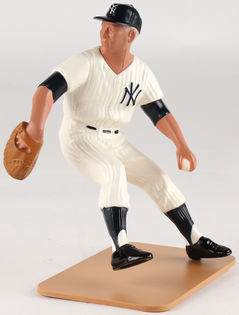 Whitey Ford Yankees "Chairman of the Board" 7" Hartland Figurine at PristineAuction.com Whitey Ford Yankees "Chairman of the Board" 7" Hartland Figurine at PristineAuction.com