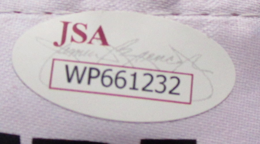 Hulk Hogan Signed Everlast Boxing Glove Inscribed "Thunder Lips" (JSA COA) at PristineAuction.com Hulk Hogan Signed Everlast Boxing Glove Inscribed "Thunder Lips" (JSA COA) at PristineAuction.com