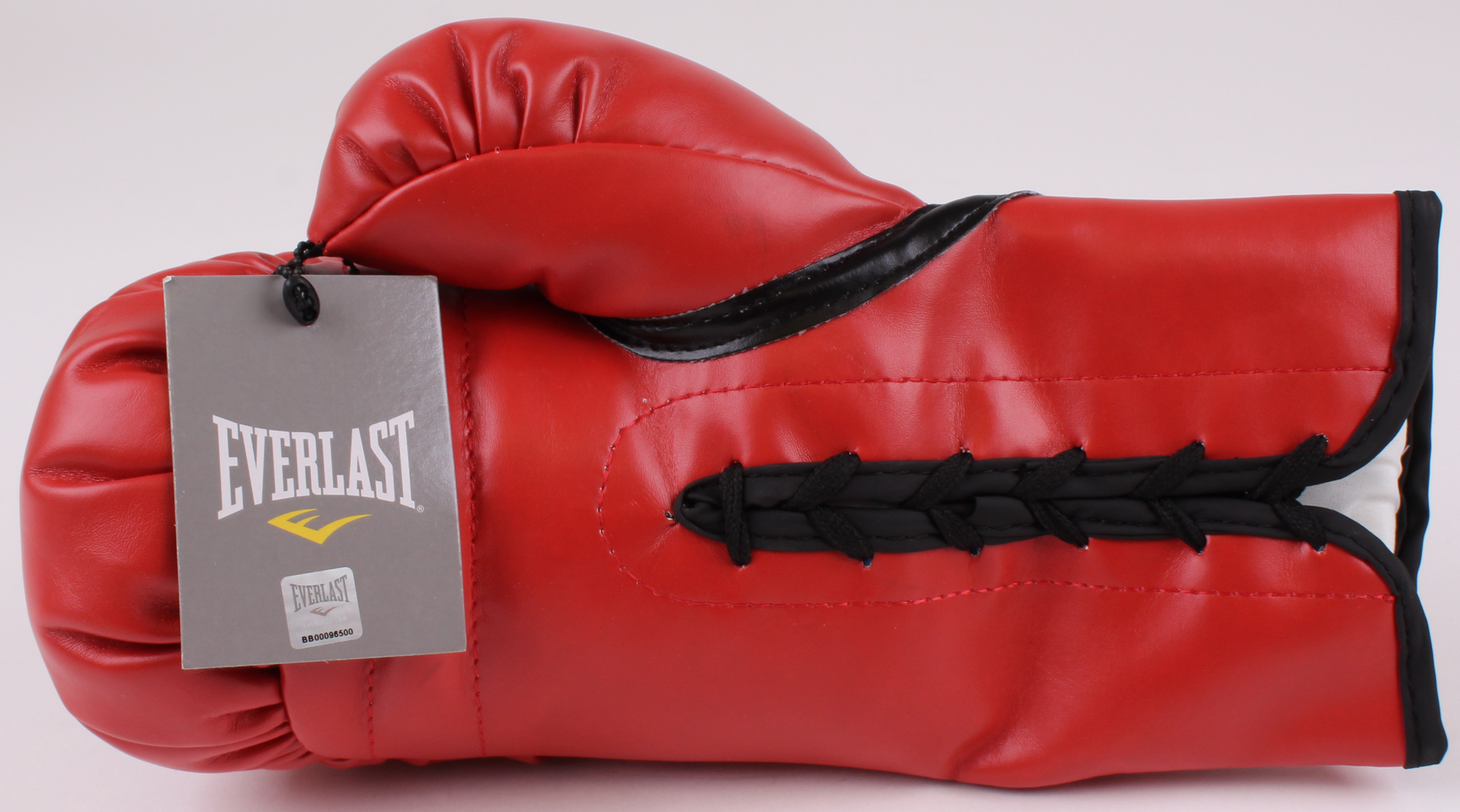 Burt Young Signed Everlast Boxing Glove (MAB Hologram) at PristineAuction.com Burt Young Signed Everlast Boxing Glove (MAB Hologram) at PristineAuction.com