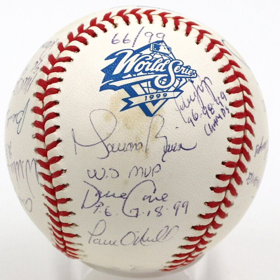 1999 New York Yankees LE 1999 World Series Baseball Team-Signed by (19) with Derek Jeter, Andy Pettitte, Mariano Rivera, Jorge Posada, Bernie Williams (JSA LOA) at PristineAuction.com 1999 New York Yankees LE 1999 World Series Baseball Team-Signed by (19) with Derek Jeter, Andy Pettitte, Mariano Rivera, Jorge Posada, Bernie Williams (JSA LOA) at PristineAuction.com