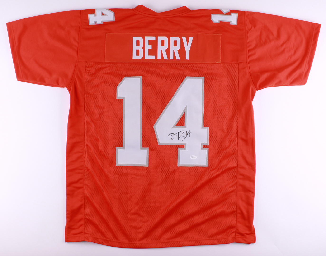 Eric Berry Signed Tennessee Volunteers Jersey (JSA COA) at PristineAuction.com Eric Berry Signed Tennessee Volunteers Jersey (JSA COA) at PristineAuction.com