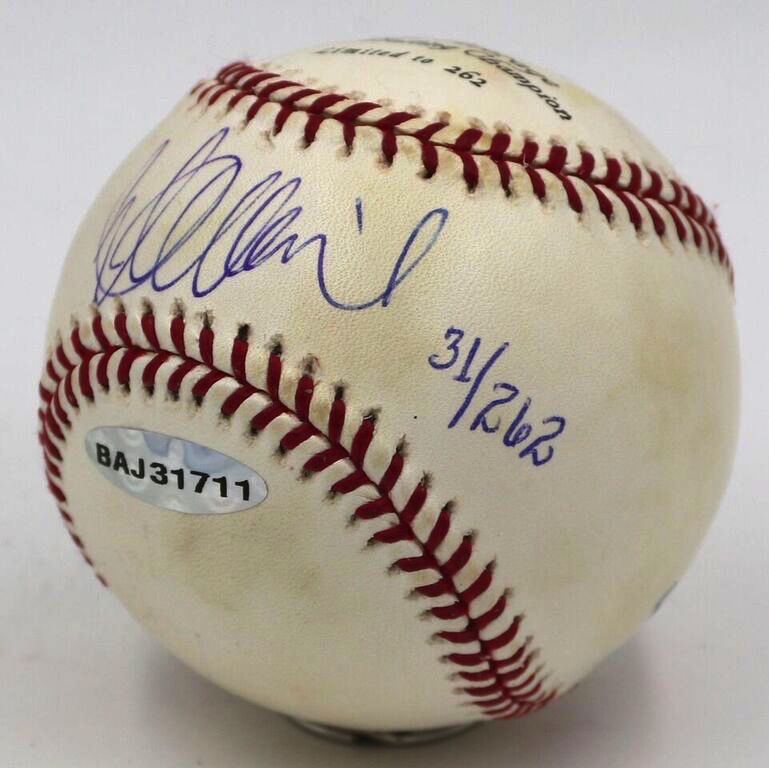 Ichiro Suzuki Signed LE 262 Hit Record Mariners Stat Stamped OML Baseball (UDA COA & MLB Hologram) at PristineAuction.com Ichiro Suzuki Signed LE 262 Hit Record Mariners Stat Stamped OML Baseball (UDA COA & MLB Hologram) at PristineAuction.com