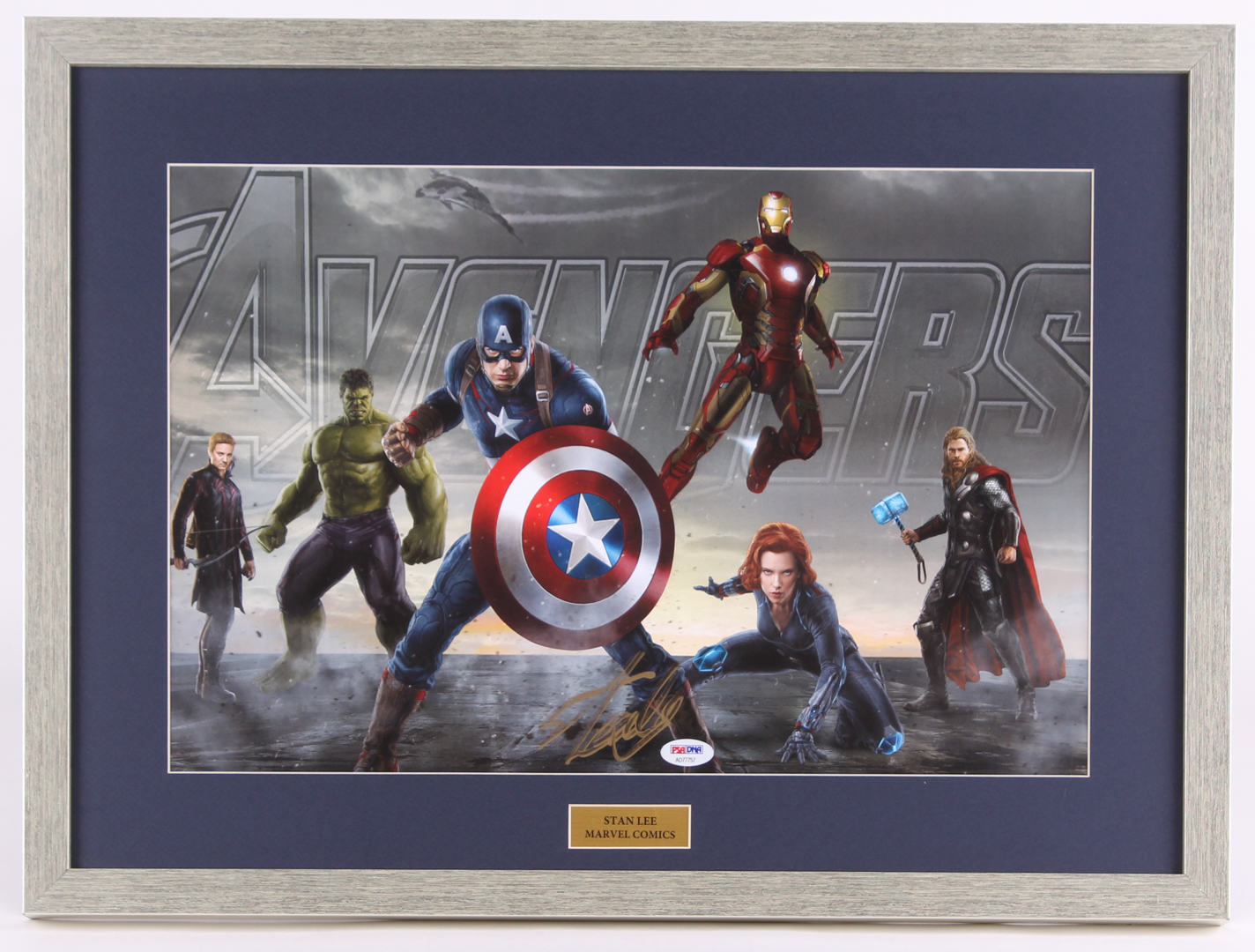 Stan Lee Signed "The Avengers" 16.75x22.75 Custom Framed Print (PSA COA) at PristineAuction.com Stan Lee Signed "The Avengers" 16.75x22.75 Custom Framed Print (PSA COA) at PristineAuction.com