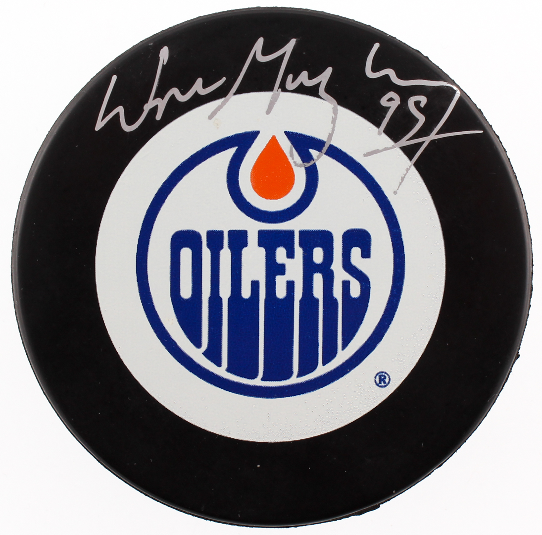 Wayne Gretzky Signed Oilers Logo Hockey Puck (JSA COA & Wayne Gretzky Hologram) at PristineAuction.com Wayne Gretzky Signed Oilers Logo Hockey Puck (JSA COA & Wayne Gretzky Hologram) at PristineAuction.com