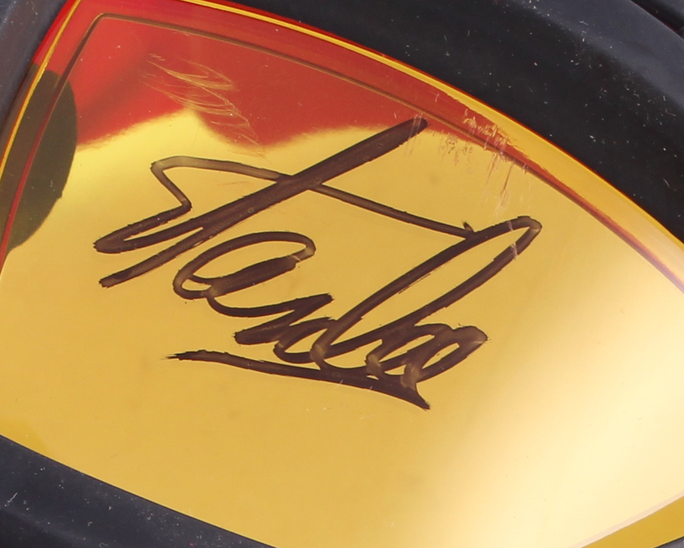 Stan Lee Signed "Spider-Man" Mask with High Quality Display Case (PSA COA) at PristineAuction.com Stan Lee Signed "Spider-Man" Mask with High Quality Display Case (PSA COA) at PristineAuction.com