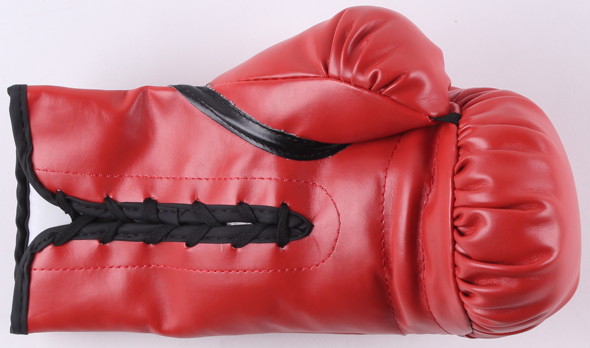 Floyd Mayweather Jr. Signed Everlast Boxing Glove (Beckett COA) at PristineAuction.com Floyd Mayweather Jr. Signed Everlast Boxing Glove (Beckett COA) at PristineAuction.com