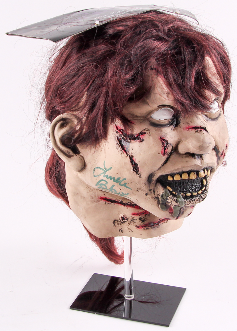 Linda Blair Signed "The Exorcist" Costume Mask (MAB Hologram) at PristineAuction.com Linda Blair Signed "The Exorcist" Costume Mask (MAB Hologram) at PristineAuction.com