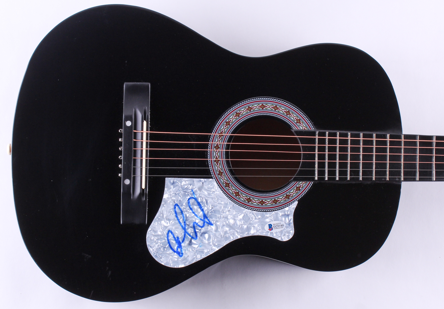 Brad Paisley Signed Full-Size Acoustic Guitar (Beckett COA) at PristineAuction.com Brad Paisley Signed Full-Size Acoustic Guitar (Beckett COA) at PristineAuction.com