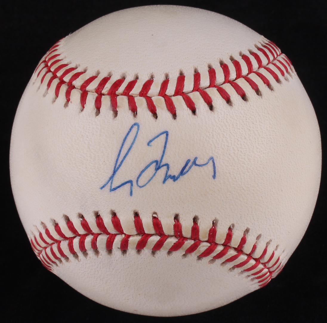 Greg Maddux Signed ONL Baseball (JSA COA) at PristineAuction.com Greg Maddux Signed ONL Baseball (JSA COA) at PristineAuction.com