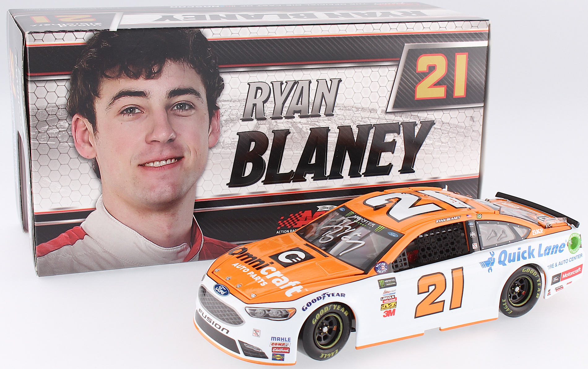 Ryan Blaney Signed 2017 NASCAR #21 Omnicraft 1:24 Premium Action Diecast Car (PA COA) at PristineAuction.com Ryan Blaney Signed 2017 NASCAR #21 Omnicraft 1:24 Premium Action Diecast Car (PA COA) at PristineAuction.com