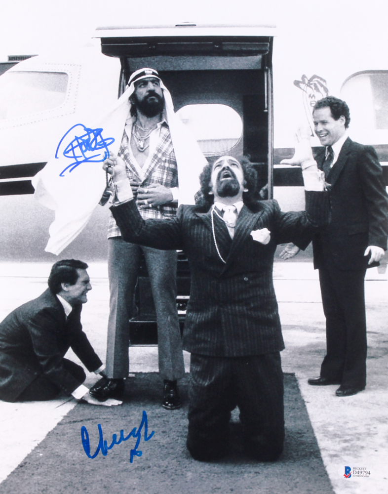 Cheech Marin Tommy Chong Signed Things Are Tough All Over 11x14 Photo Beckett Coa Pristine Auction
