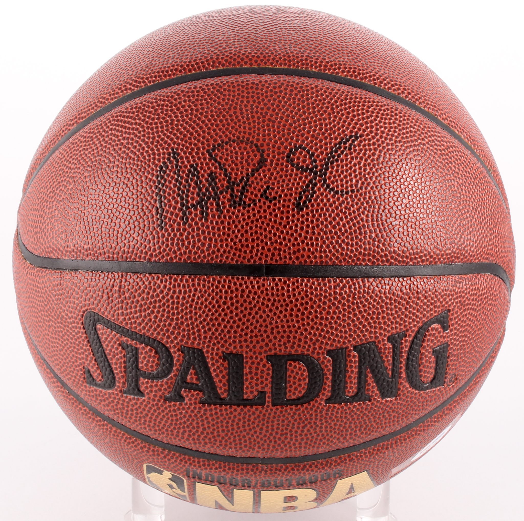 Magic Johnson Signed Basketball (PSA COA) at PristineAuction.com Magic Johnson Signed Basketball (PSA COA) at PristineAuction.com