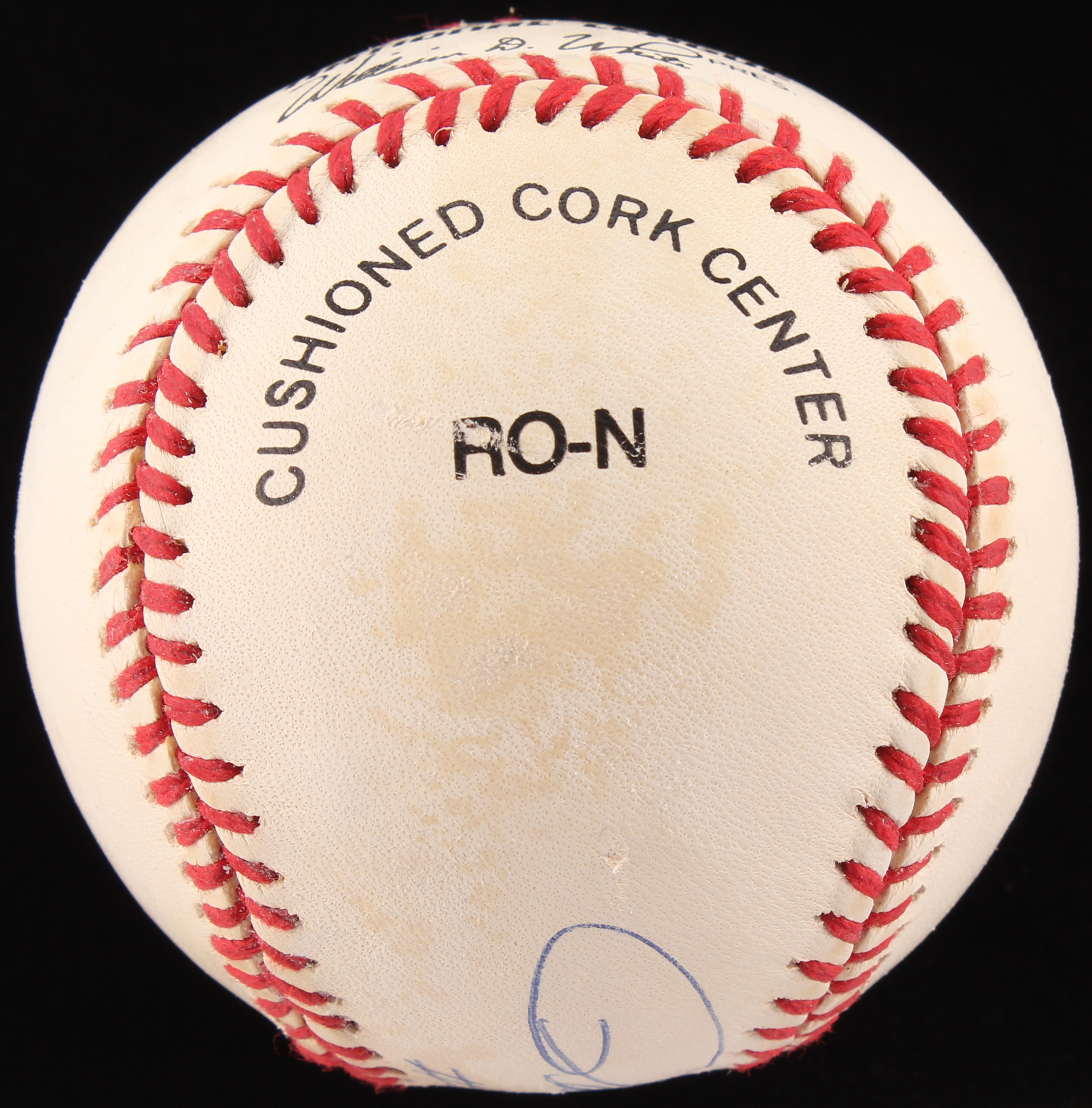 Pete Rose Signed ONL Baseball Inscribed "#4256" with Display Case (PSA COA) at PristineAuction.com Pete Rose Signed ONL Baseball Inscribed "#4256" with Display Case (PSA COA) at PristineAuction.com