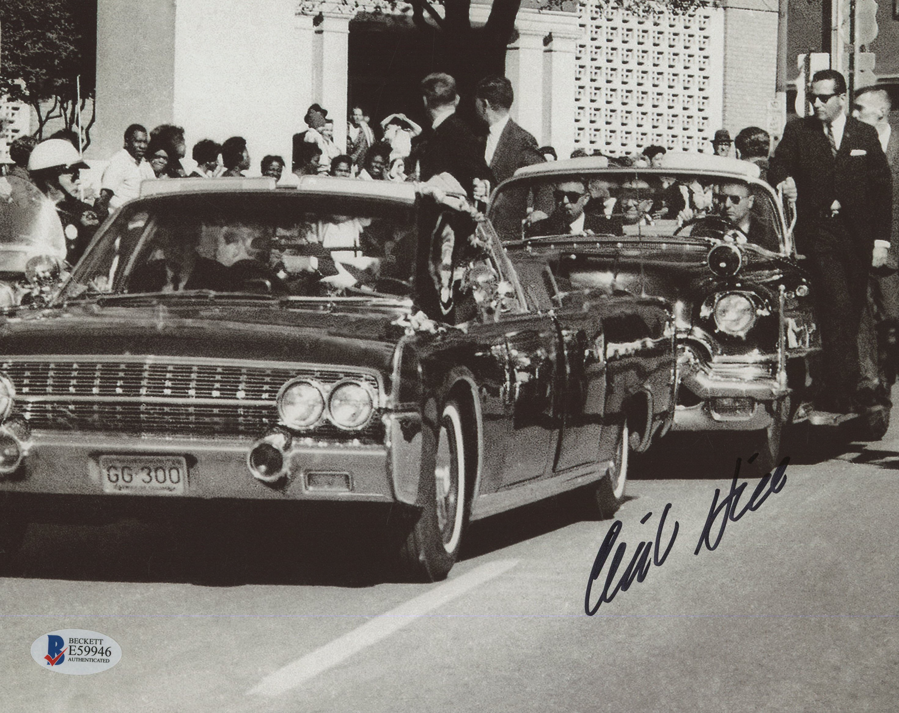 Clint Hill Signed "JFK Assassination" 8x10 Photo (Beckett COA) at PristineAuction.com Clint Hill Signed "JFK Assassination" 8x10 Photo (Beckett COA) at PristineAuction.com