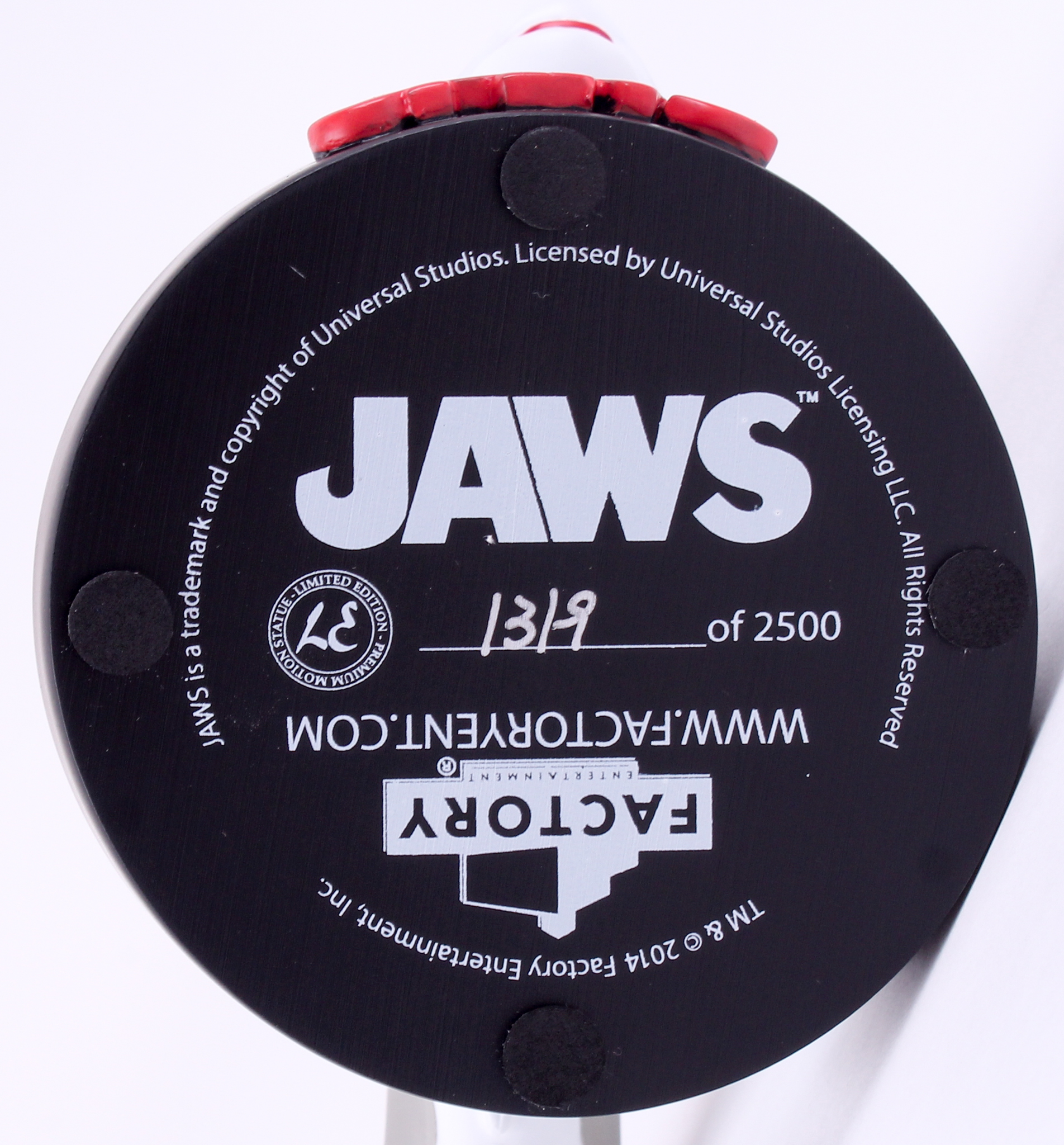 Richard Dreyfuss & Susan Backlinie Signed Jaws Shark Premium Motion Statue (Beckett COA) at PristineAuction.com Richard Dreyfuss & Susan Backlinie Signed Jaws Shark Premium Motion Statue (Beckett COA) at PristineAuction.com