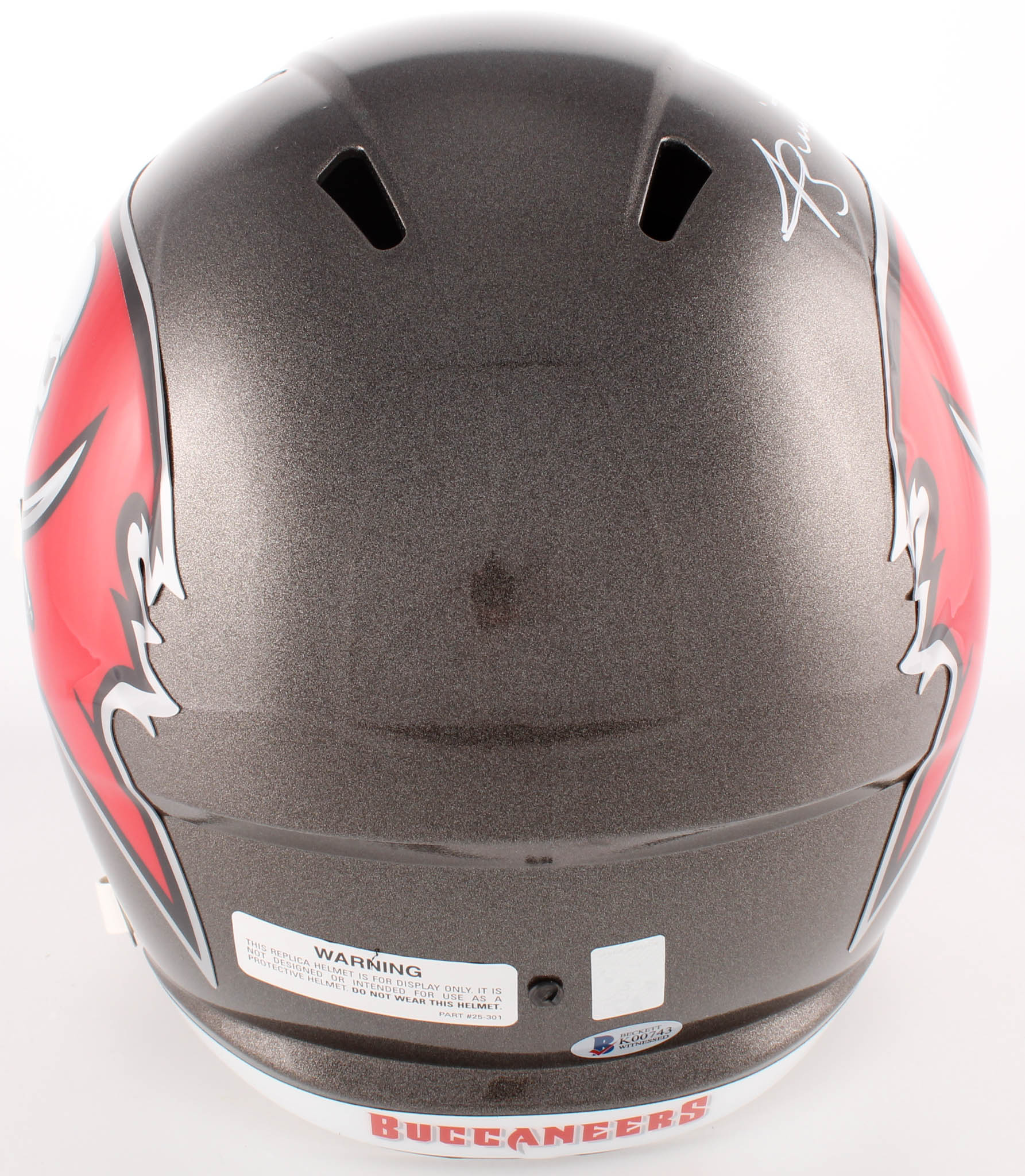 Jameis Winston Signed Buccaneers Full-Size Speed Helmet (Beckett COA & Winston Hologram) at PristineAuction.com Jameis Winston Signed Buccaneers Full-Size Speed Helmet (Beckett COA & Winston Hologram) at PristineAuction.com