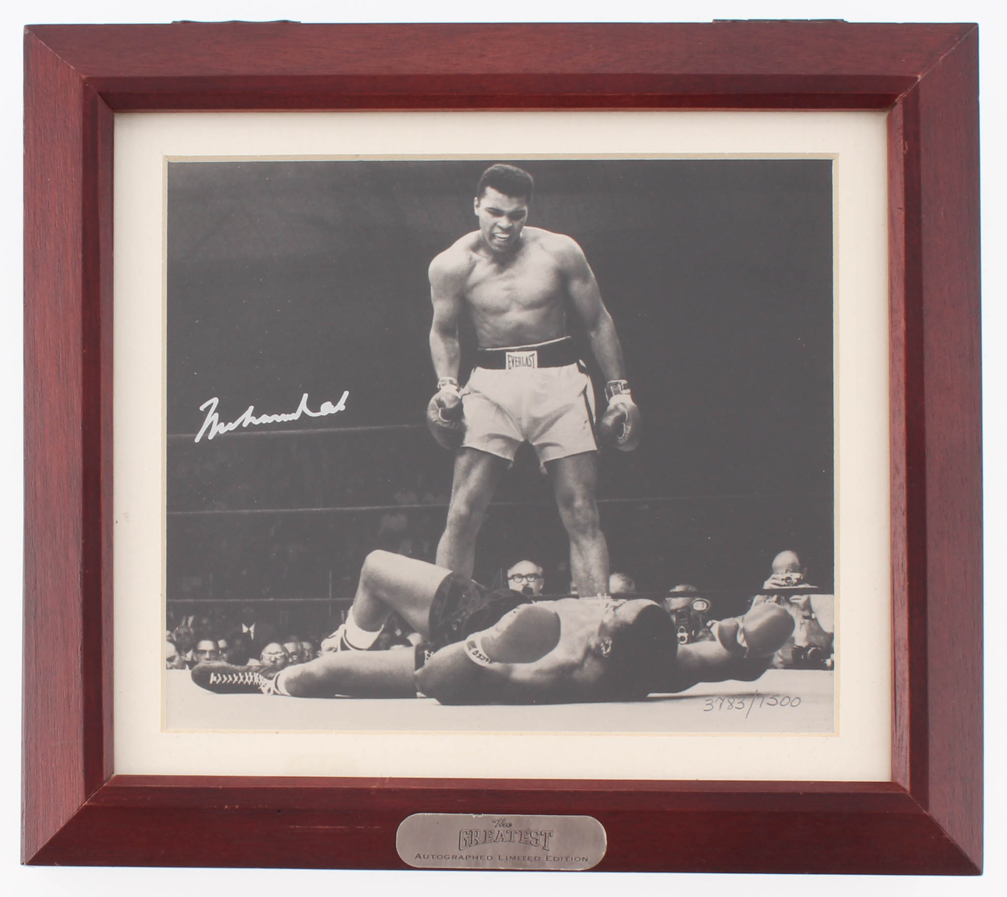 Muhammad Ali Signed "The Greatest" LE Fossil Watch Set Display (JSA ALOA) at PristineAuction.com Muhammad Ali Signed "The Greatest" LE Fossil Watch Set Display (JSA ALOA) at PristineAuction.com