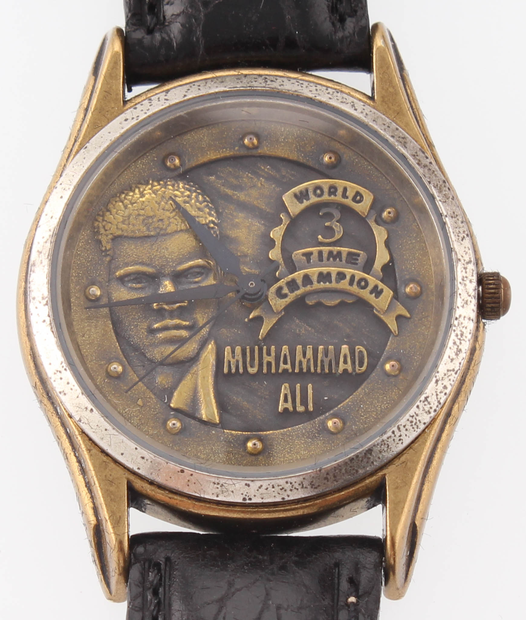 Muhammad Ali Signed "The Greatest" LE Fossil Watch Set Display (JSA ALOA) at PristineAuction.com Muhammad Ali Signed "The Greatest" LE Fossil Watch Set Display (JSA ALOA) at PristineAuction.com