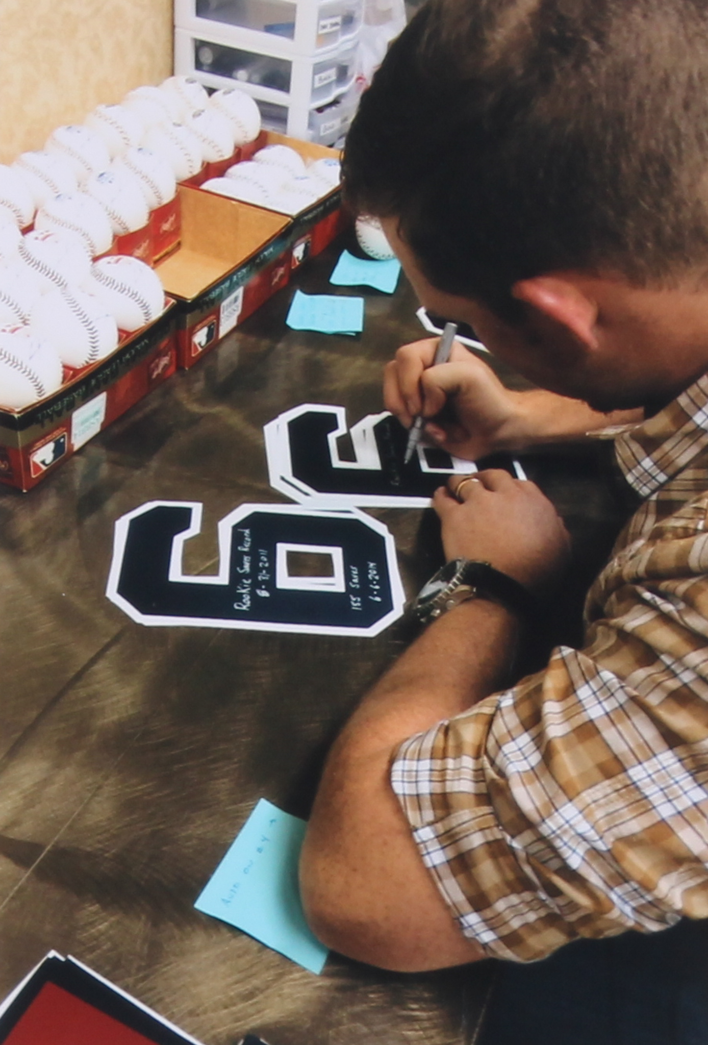 Craig Kimbrel Signed LE Braves Jersey Inscribed "Rookie Saves Record 8-31-2011" & "155 Saves 06-06-2014" (Radtke COA) at PristineAuction.com Craig Kimbrel Signed LE Braves Jersey Inscribed "Rookie Saves Record 8-31-2011" & "155 Saves 06-06-2014" (Radtke COA) at PristineAuction.com