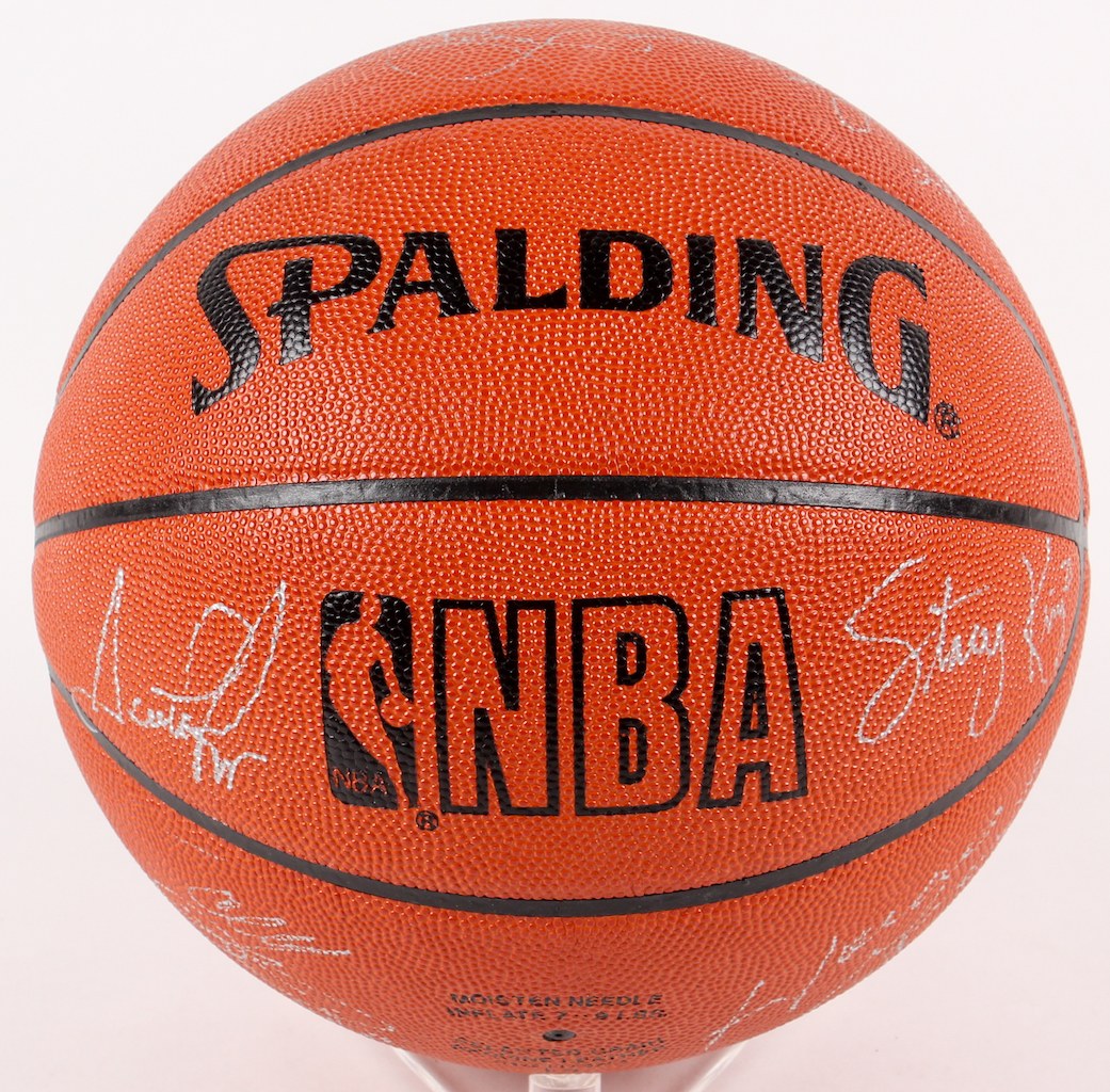 1991-92 Bulls Game Ball Series Basketball Team-Signed By (12) With Michael Jordan, Scottie Pippen, Horace Grant, John Paxton (JSA ALOA) at PristineAuction.com 1991-92 Bulls Game Ball Series Basketball Team-Signed By (12) With Michael Jordan, Scottie Pippen, Horace Grant, John Paxton (JSA ALOA) at PristineAuction.com