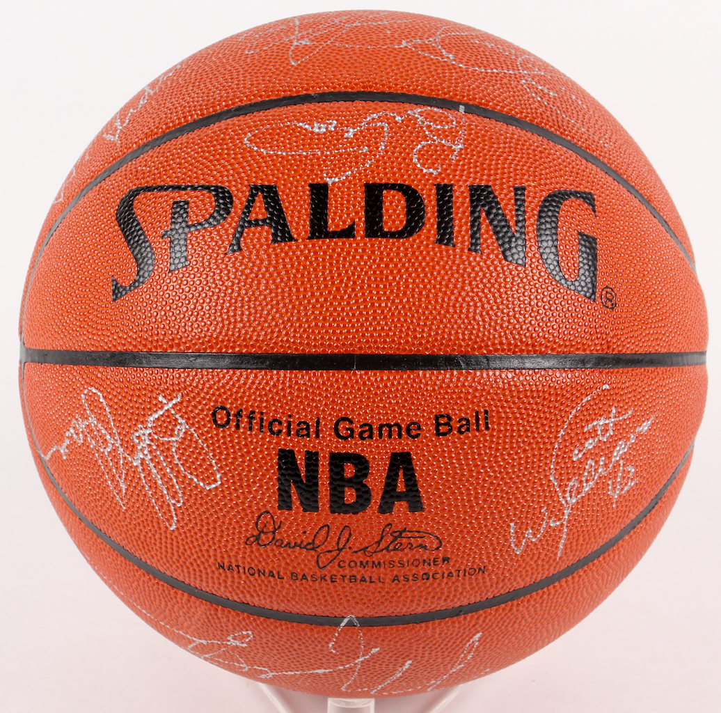 1991-92 Bulls Game Ball Series Basketball Team-Signed By (12) With Michael Jordan, Scottie Pippen, Horace Grant, John Paxton (JSA ALOA) at PristineAuction.com 1991-92 Bulls Game Ball Series Basketball Team-Signed By (12) With Michael Jordan, Scottie Pippen, Horace Grant, John Paxton (JSA ALOA) at PristineAuction.com
