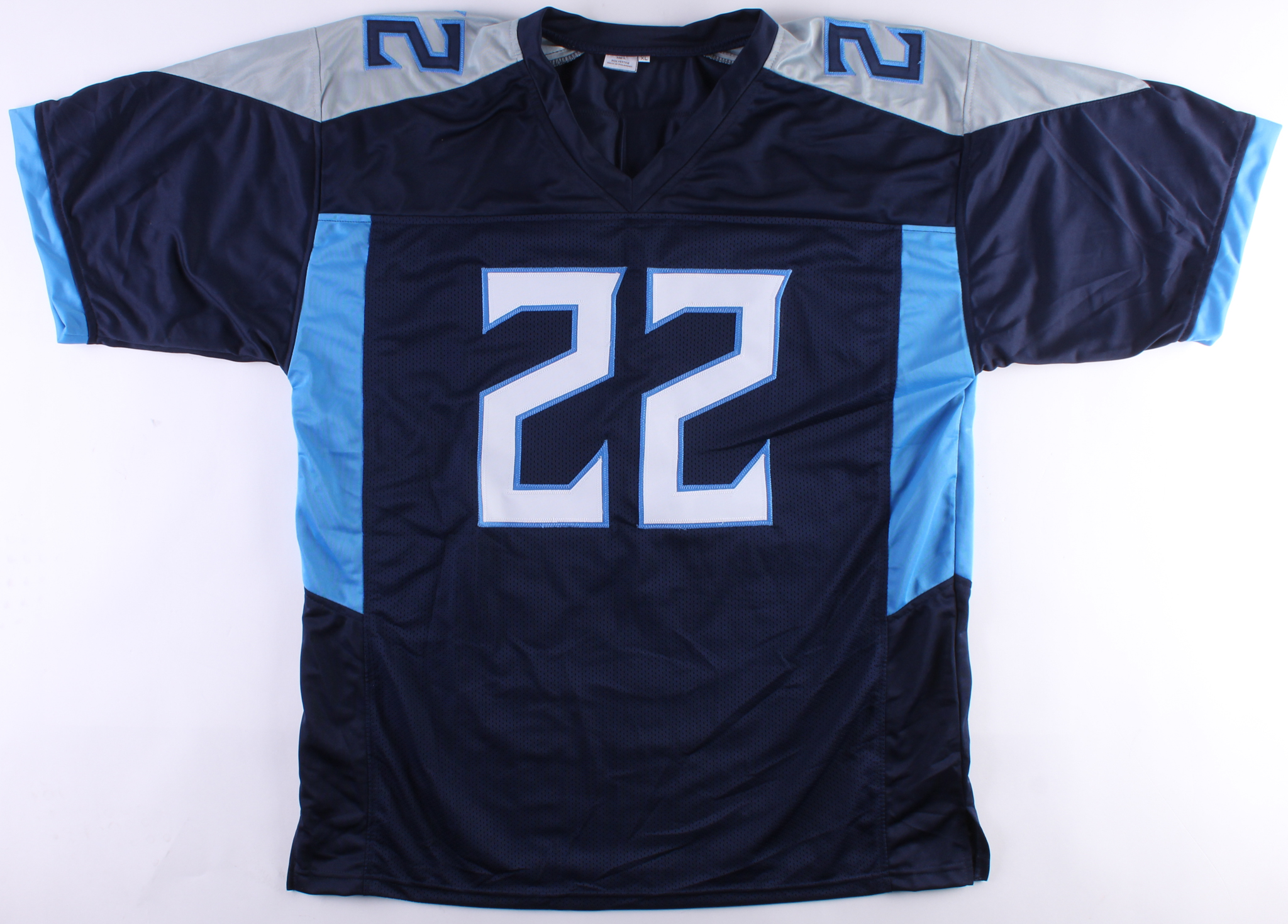 Derrick Henry Signed Titans Jersey (Beckett COA) at PristineAuction.com Derrick Henry Signed Titans Jersey (Beckett COA) at PristineAuction.com
