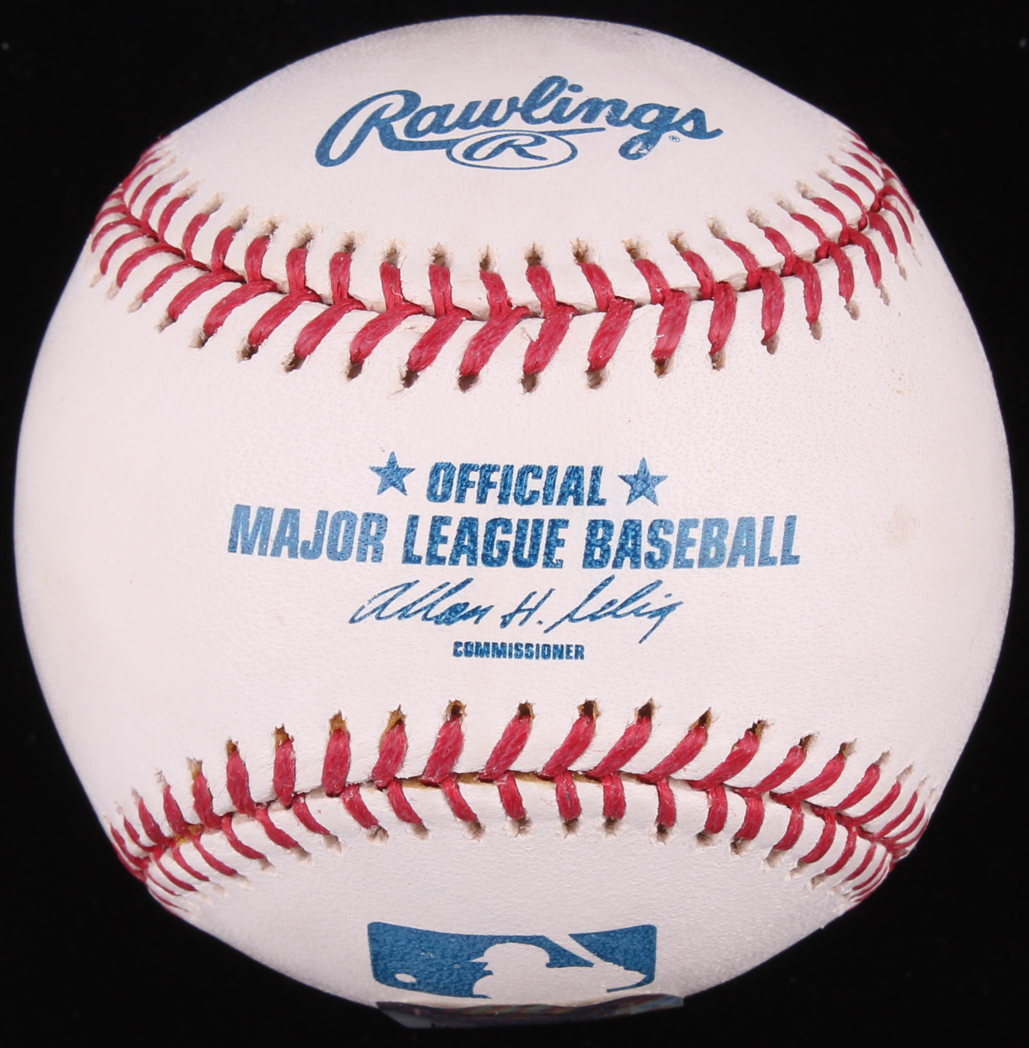 Greg Maddux Signed OML Baseball (Mounted Memories COA) at PristineAuction.com Greg Maddux Signed OML Baseball (Mounted Memories COA) at PristineAuction.com