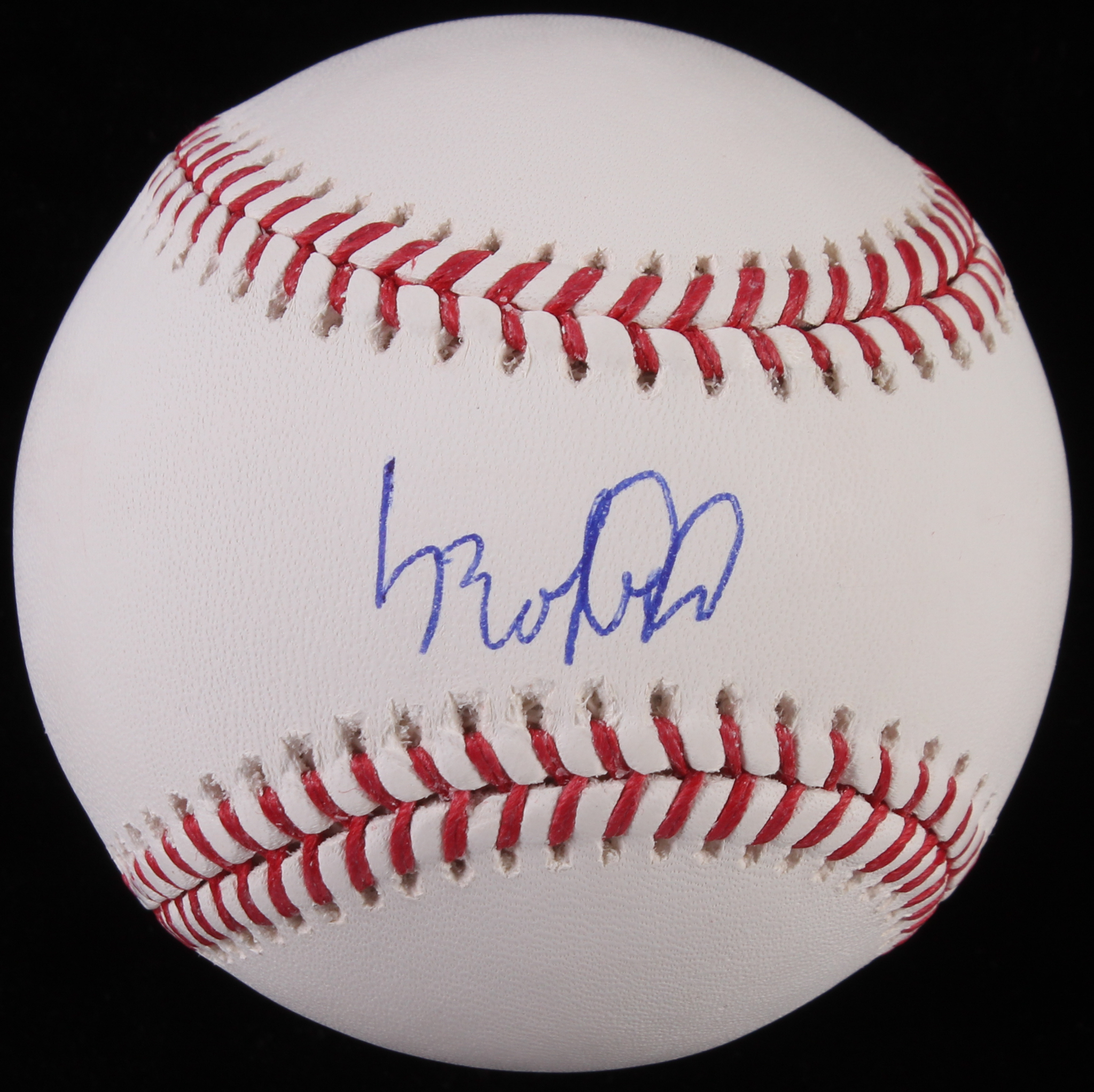 Luis Robert Signed OML Baseball (JSA COA) at PristineAuction.com Luis Robert Signed OML Baseball (JSA COA) at PristineAuction.com