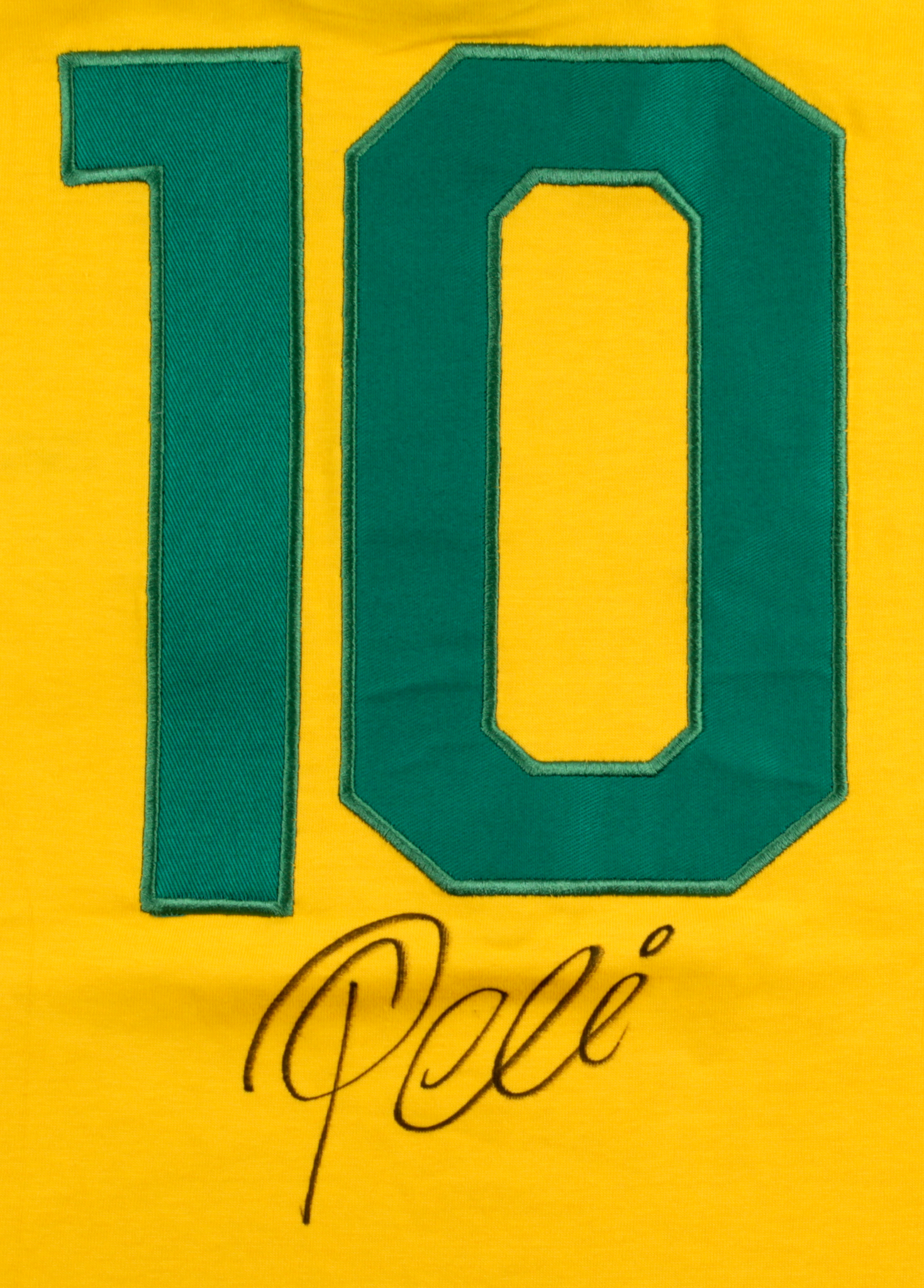 Pele Signed Team Brazil Jersey (PSA COA) at PristineAuction.com Pele Signed Team Brazil Jersey (PSA COA) at PristineAuction.com