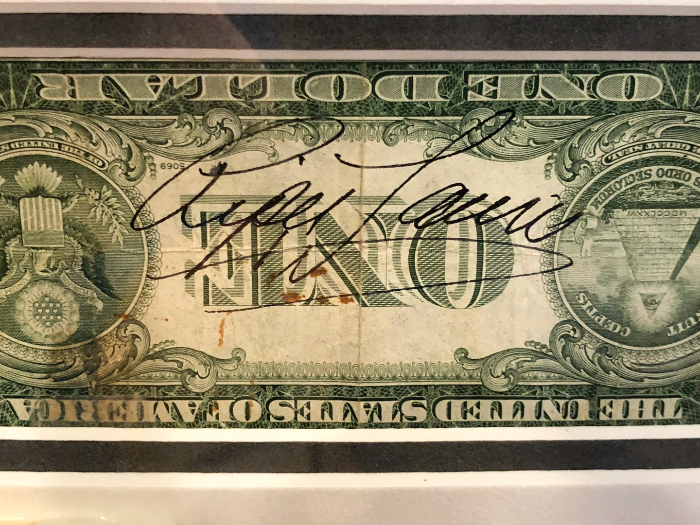 "The Hustler" 26x28 Custom Framed Display Cast-Signed by (5) with Jackie Gleason, Jake LaMotta, Piper Laurie, George C. Scott & Paul Newman (JSA & PSA LOA) (JSA, PSA & Beckett LOA) at PristineAuction.com "The Hustler" 26x28 Custom Framed Display Cast-Signed by (5) with Jackie Gleason, Jake LaMotta, Piper Laurie, George C. Scott & Paul Newman (JSA & PSA LOA) (JSA, PSA & Beckett LOA) at PristineAuction.com