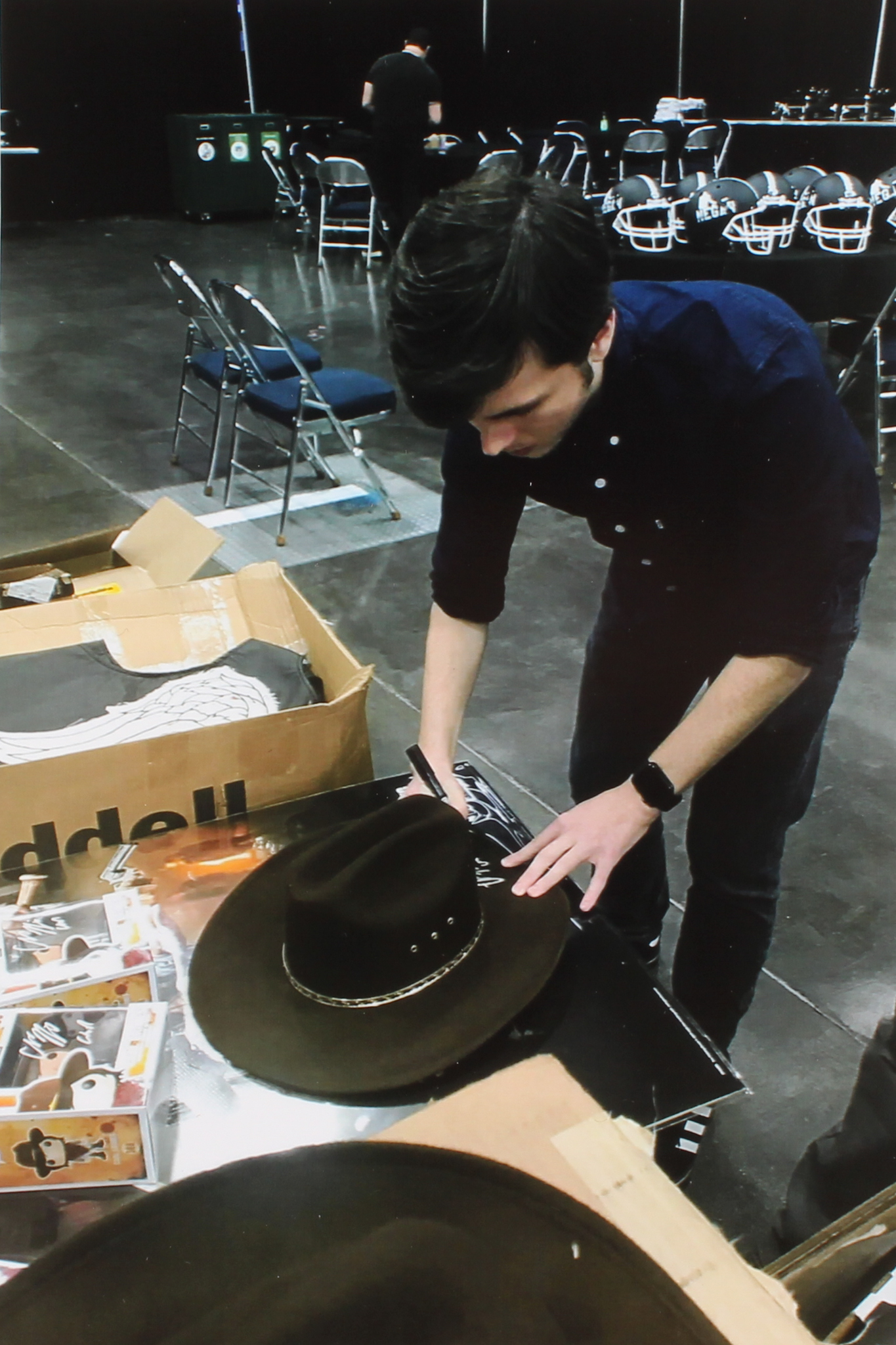 Chandler Riggs Signed "The Walking Dead" Carl Grimes Sheriff Hat (Radke Hologram) at PristineAuction.com Chandler Riggs Signed "The Walking Dead" Carl Grimes Sheriff Hat (Radke Hologram) at PristineAuction.com