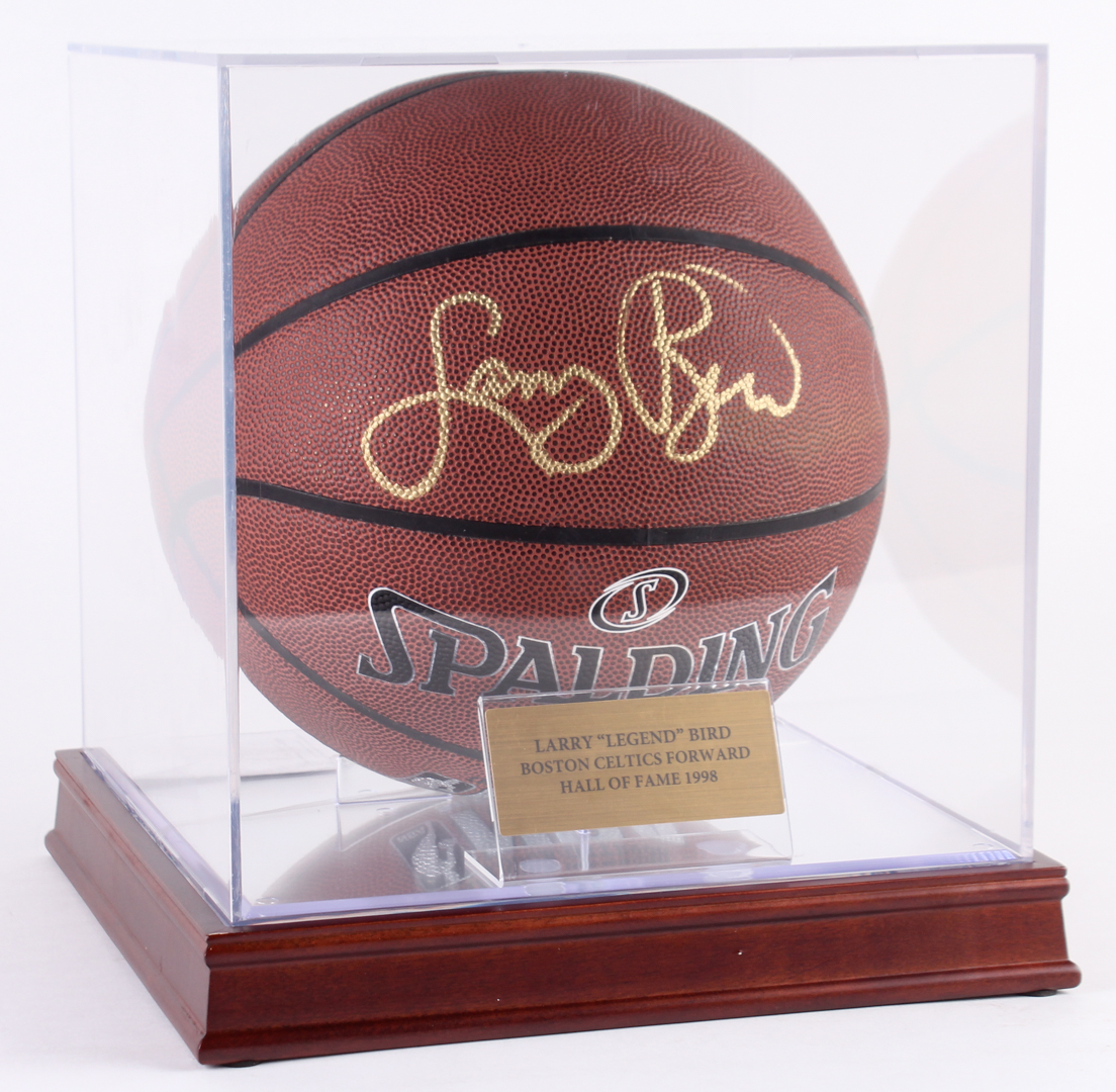 Larry Bird Signed NBA Basketball with Display Case (PSA COA) at PristineAuction.com Larry Bird Signed NBA Basketball with Display Case (PSA COA) at PristineAuction.com