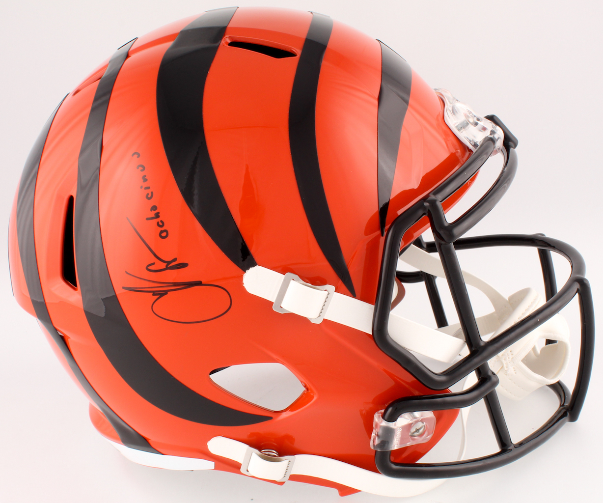 Chad "Ochocinco" Johnson Signed Cincinnati Bengals Full-Size Speed Helmet Inscribed "Ocho Cinco" (JSA COA) at PristineAuction.com Chad "Ochocinco" Johnson Signed Cincinnati Bengals Full-Size Speed Helmet Inscribed "Ocho Cinco" (JSA COA) at PristineAuction.com